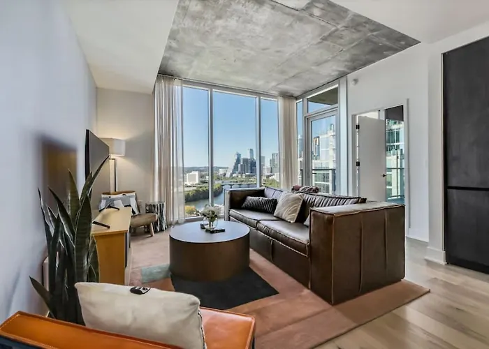 21St Fl 2Bd Condo-Rainey St-Best Views