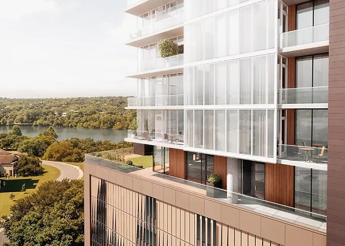 Brand New Rainey Street Condo With City And Lake View