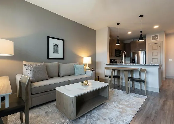 Landing Modern Apartment With Amazing Amenities