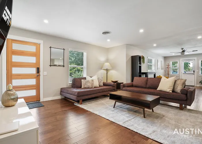 North Atx Retreat W Open Concept Layout And Backyard