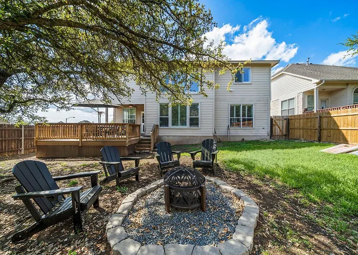 Austin Getaway Gym Yoga Yard Bbq Games Wifi