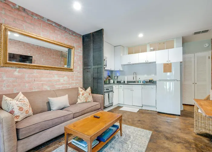 Historic Austin Apartment About 4 Mi To Downtown!