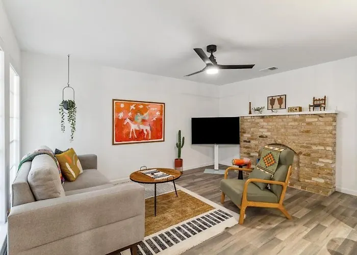 Artist Retreat By Soco - Sleeps 6 - Free Parking