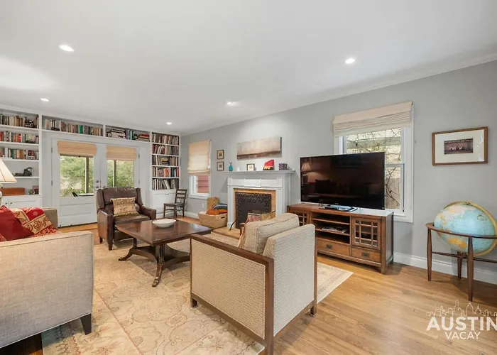 Near Ut Pet Friendly W Parking 3Br 2.5Ba In Walkable Area By Austin Vacay