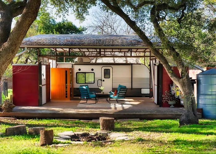 Modern 1Br Home On An Eco Farm Great Location