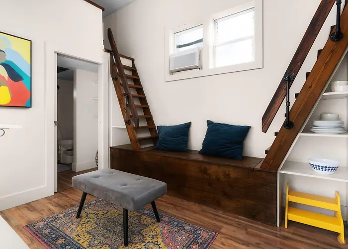 Cozy Tiny Home On An Eco Farm Huge Yard