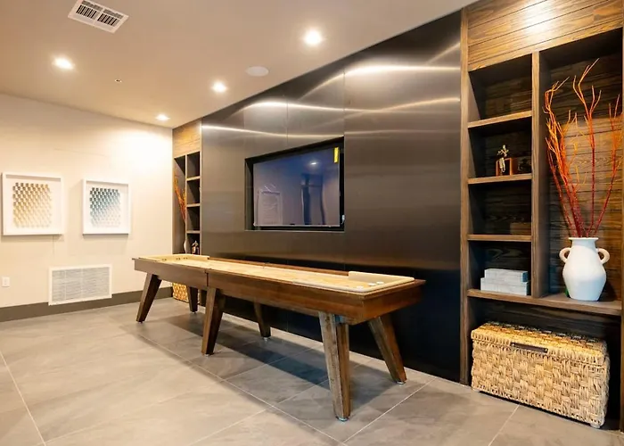 Chic Stay Fast Wifi & Free Parking Austin