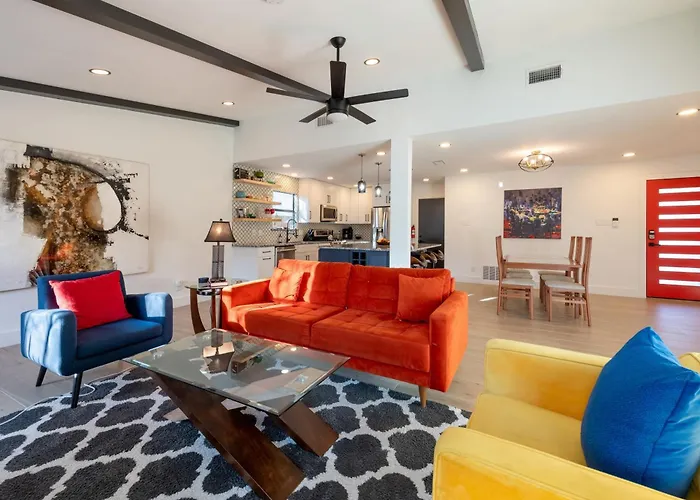 Private Yard W Bbq Games Steps To South Congress Barton Creek Clarksburg