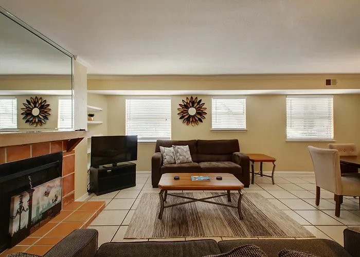 Austinstays 3 Bedroom Downtown Suite