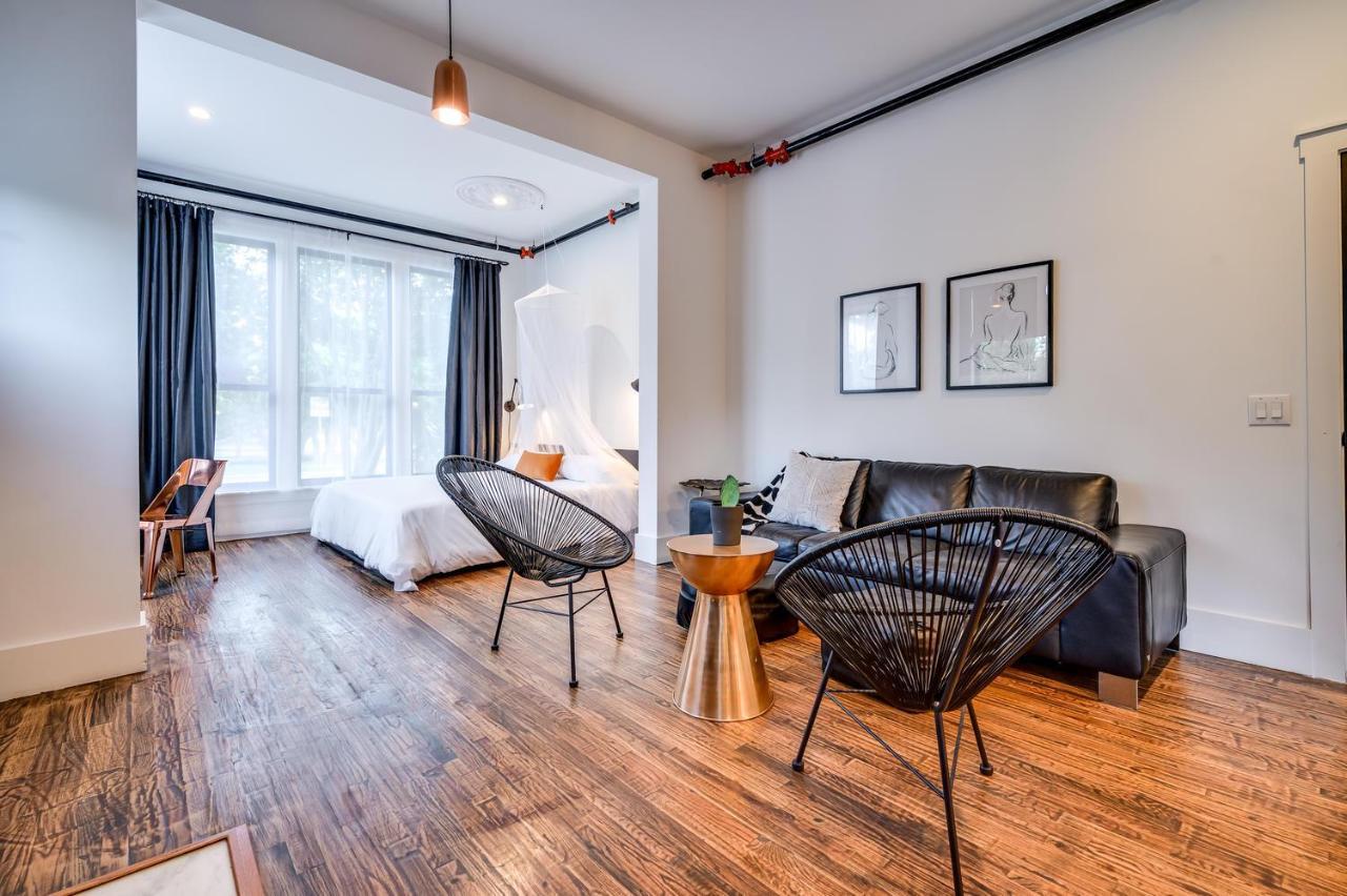 Adina Bed & Breakfast Austin