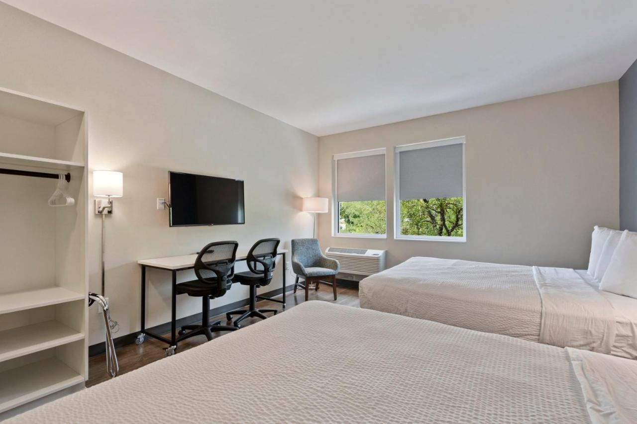 Extended America Premier - - Airport Hotel