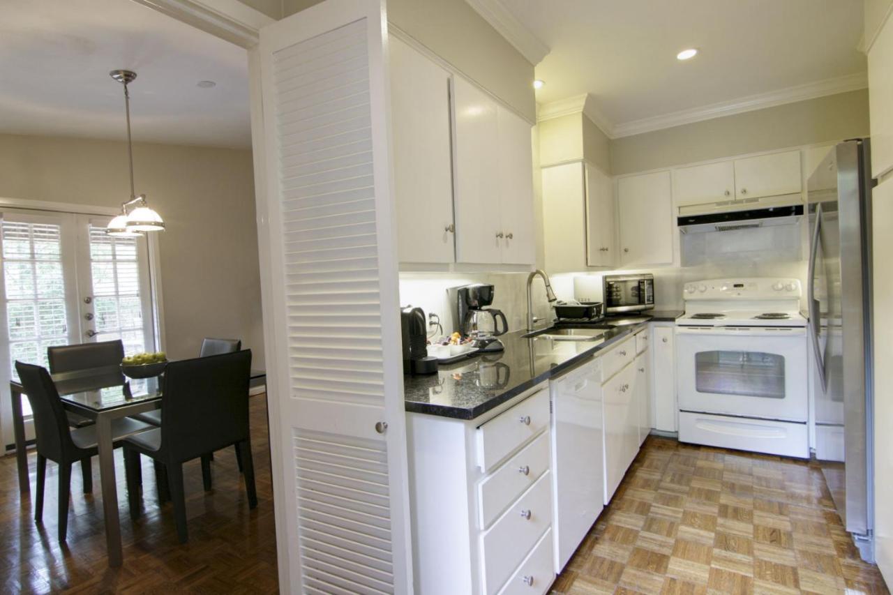Tarrytown Townhouse * Austin