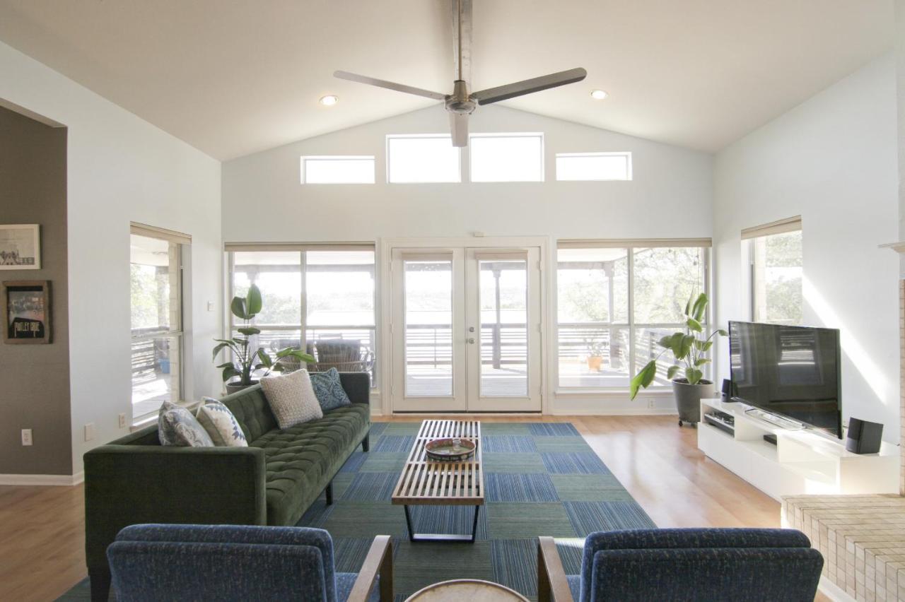 Bear Creek Modern Holiday home