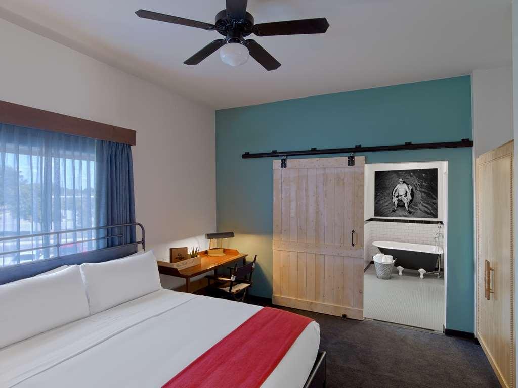 Lone Star Court, By Valencia Collection (adults Only) Hotel