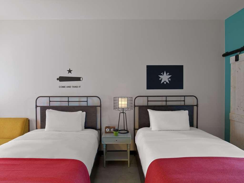 Hotel Lone Star Court, By Valencia Collection (adults Only)
