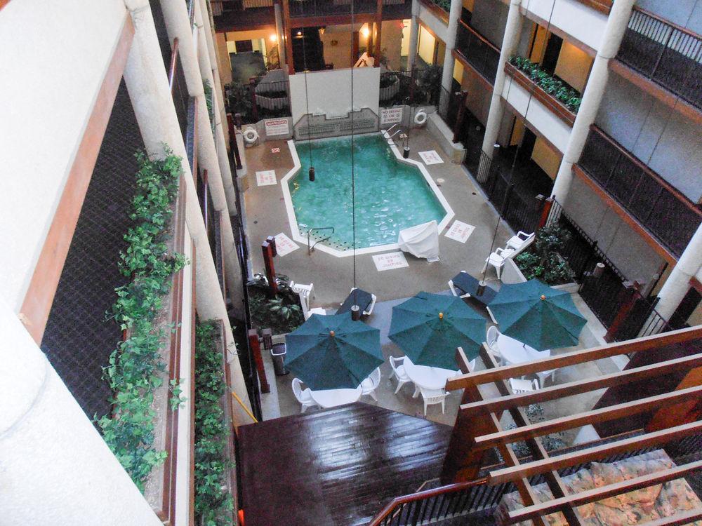 Quality & North Hotel 3*