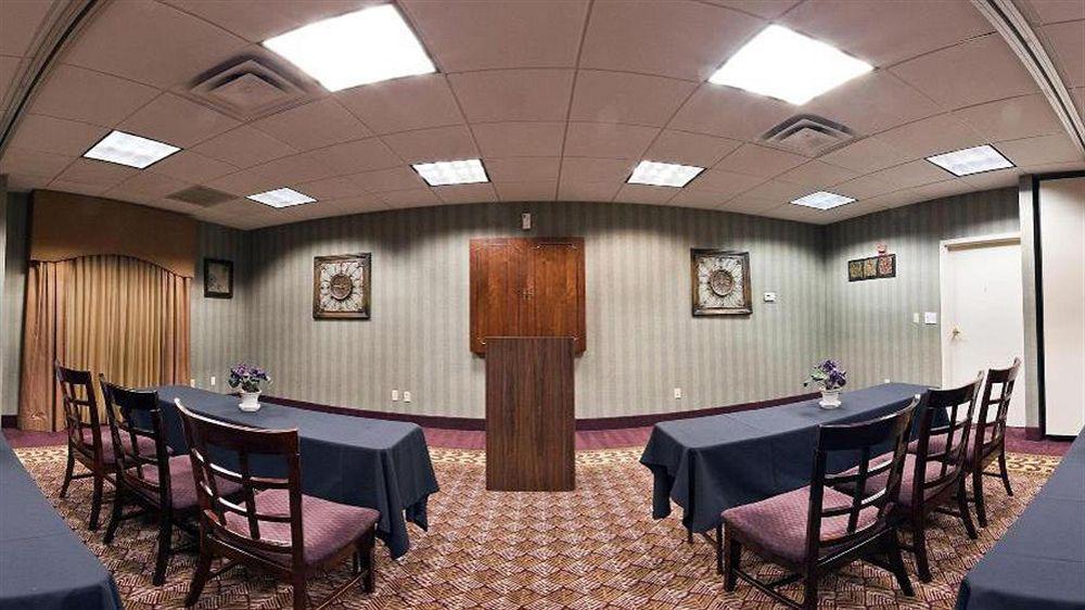 Express & North By Ihg Austin