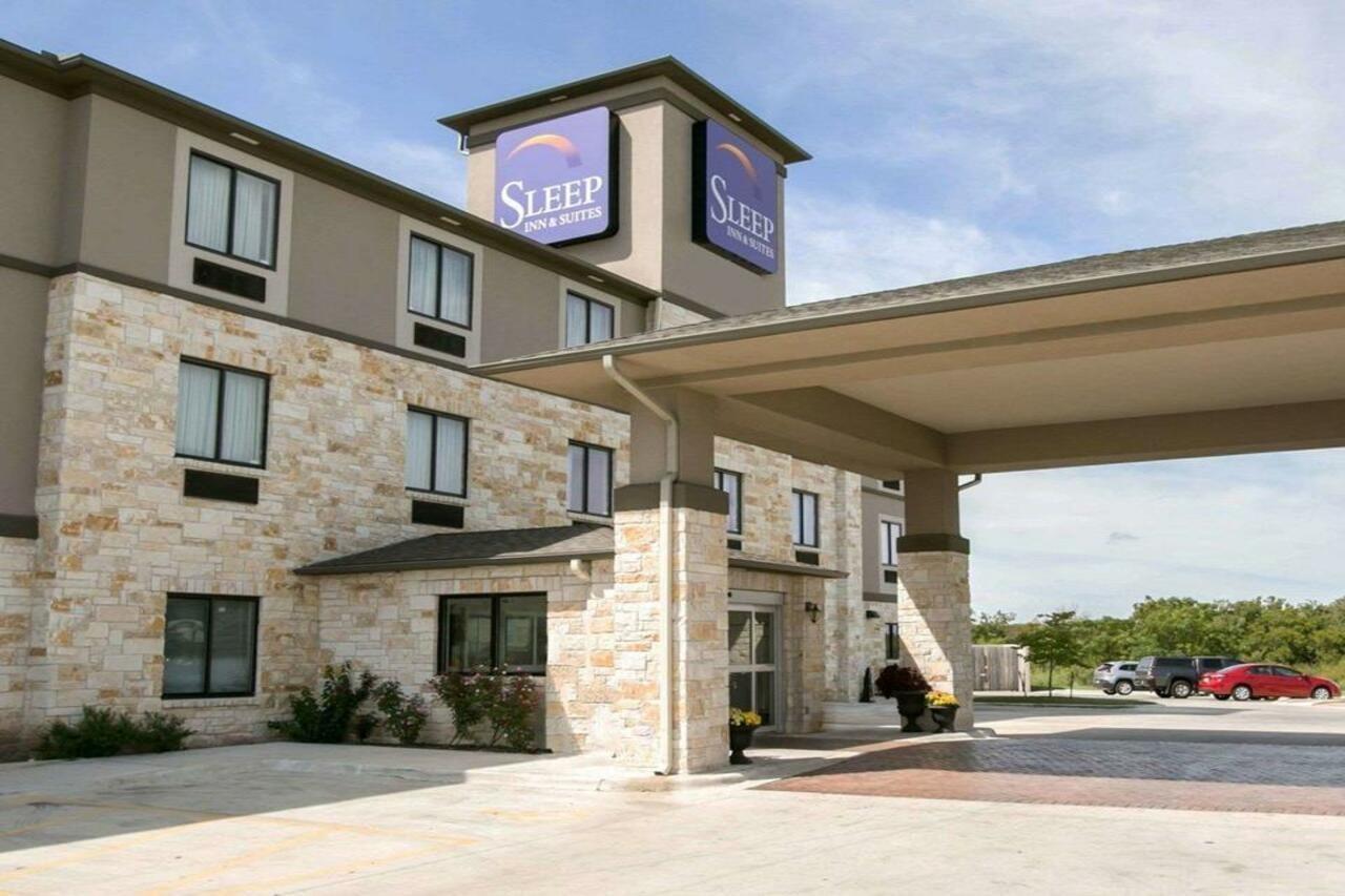Hotel Sleep & North - I-35 2*