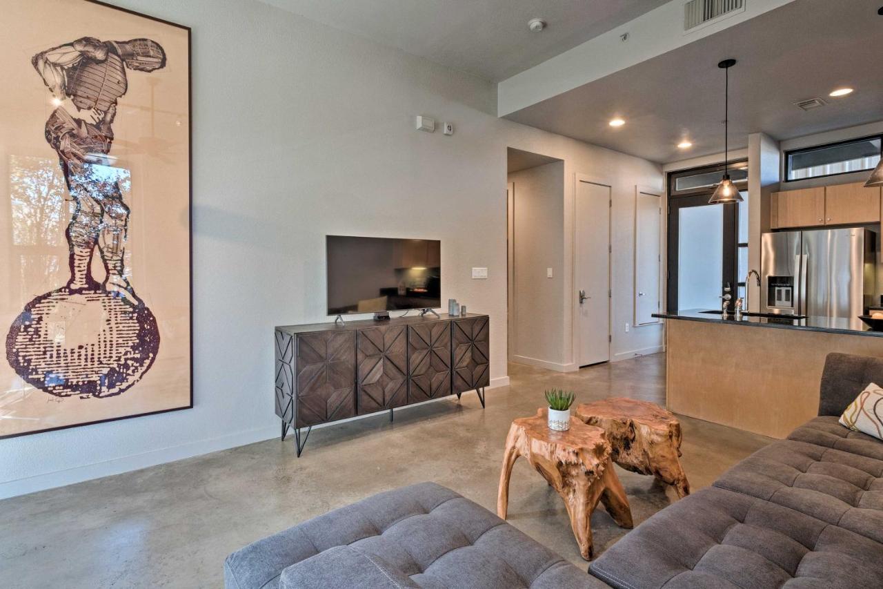 Urban Escape In Sola With Private Patio! *