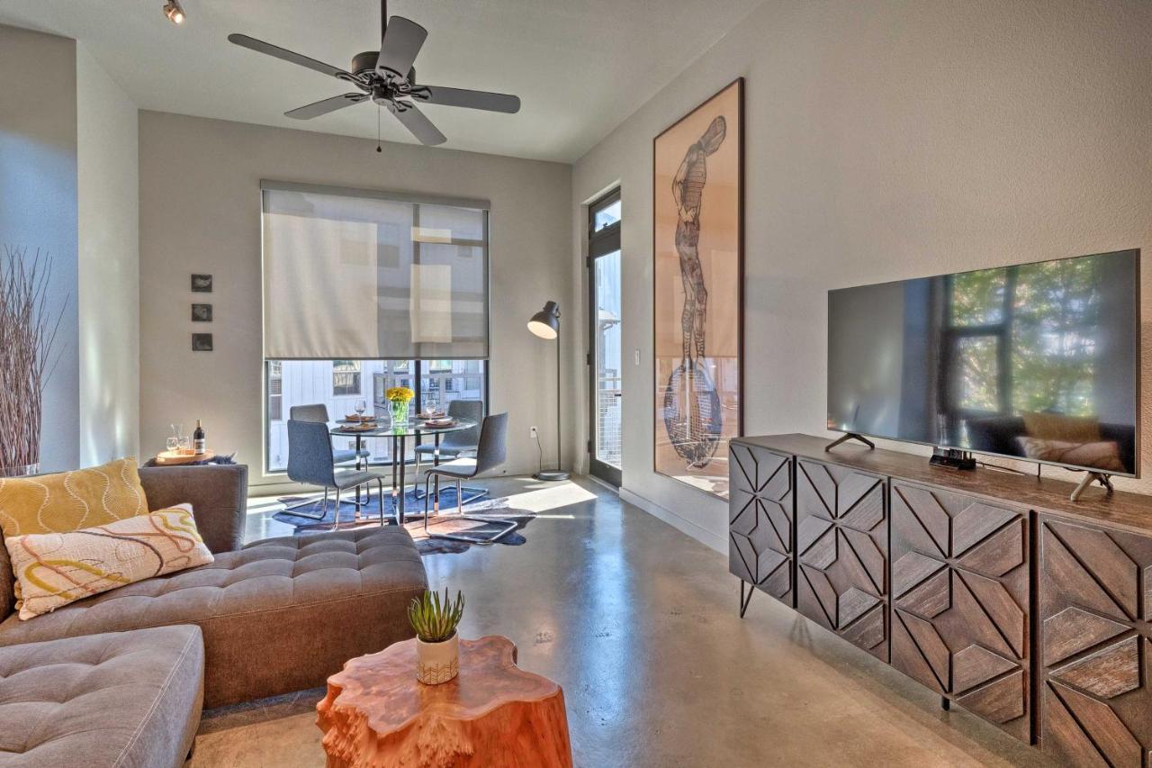 Apartment Urban Escape In Sola With Private Patio! *