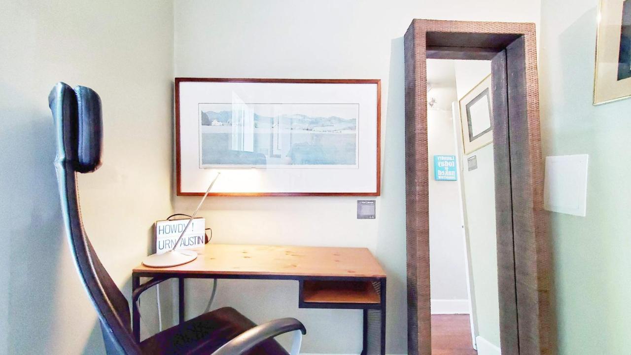 Ut Moody Center Downtown Eco Pecan Tree House Free Wifi Parking Quiet Office