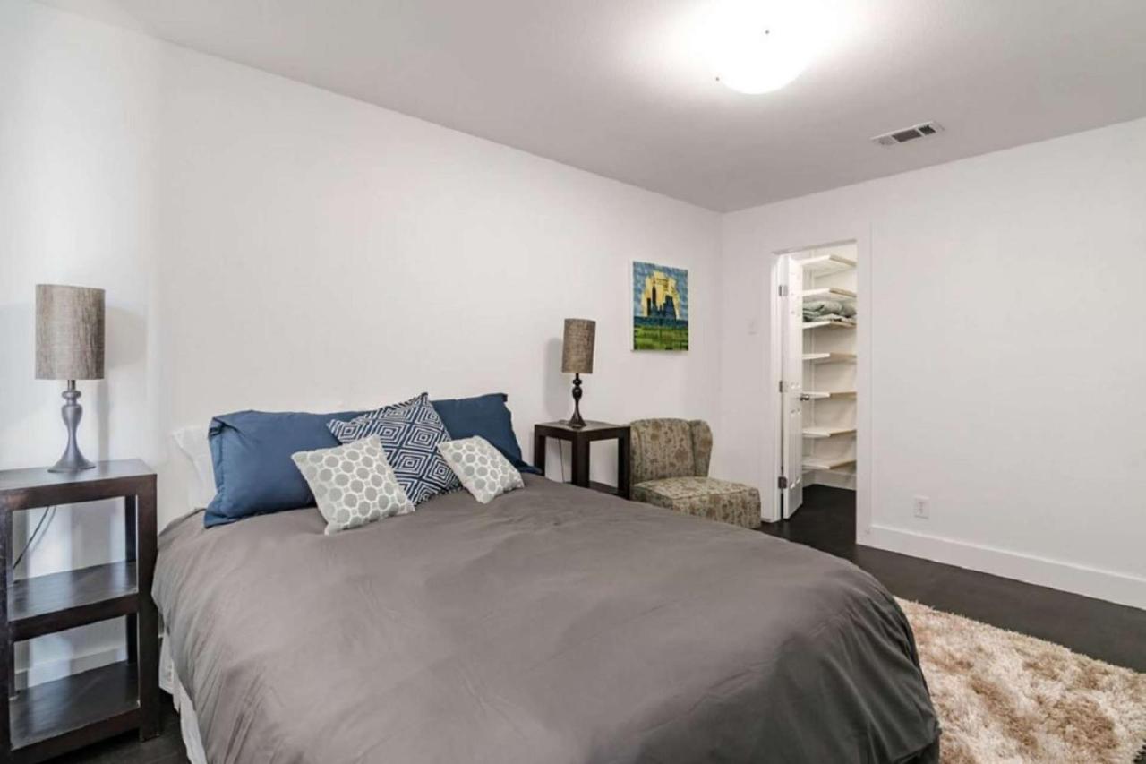 East Elizabeth St 2 Bedroom Holiday home Austin