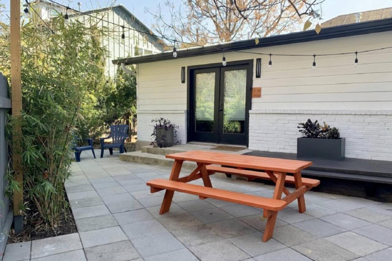East Elizabeth St 2 Bedroom Holiday home *