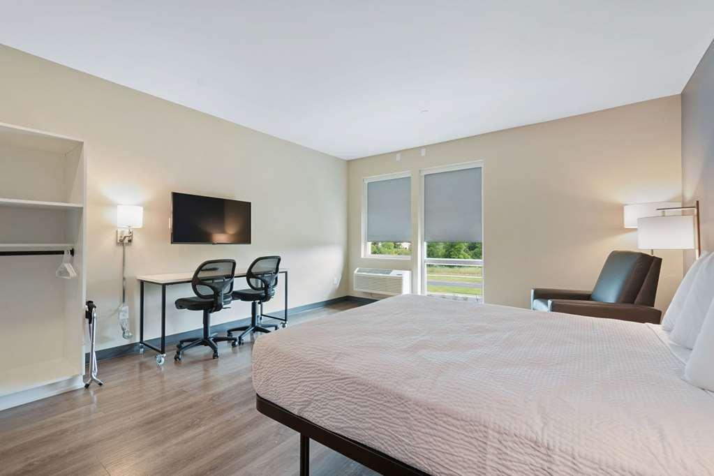 Extended America Premier - - Airport Hotel