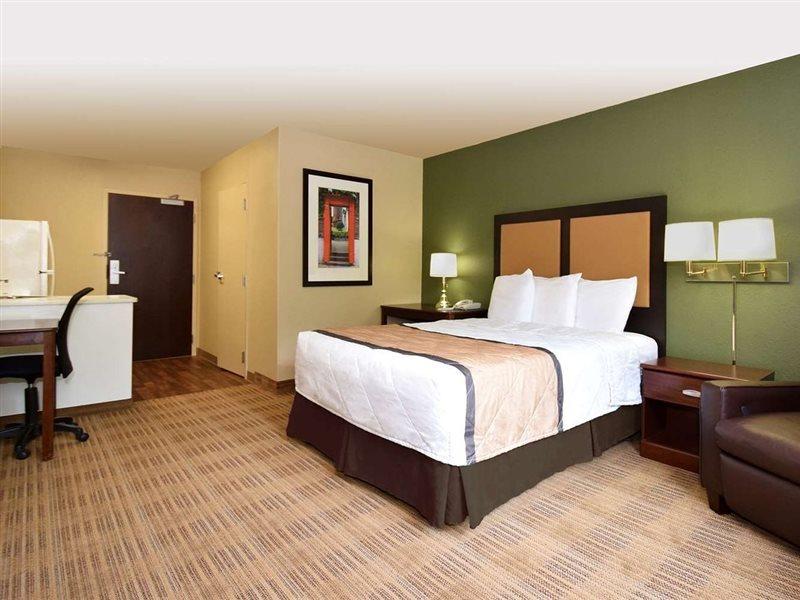 Extended America Select - - Northwest - Lakeline Mall Hotel
