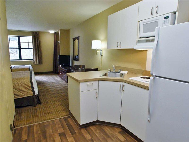 Extended America Select - - Northwest - Lakeline Mall 2*
