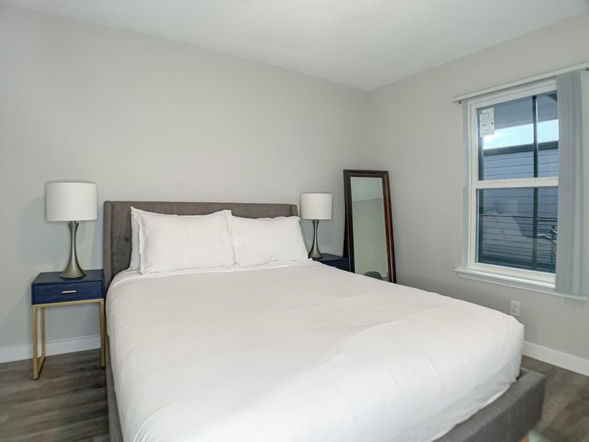 Evonify - Mueller - Renovated Furnished