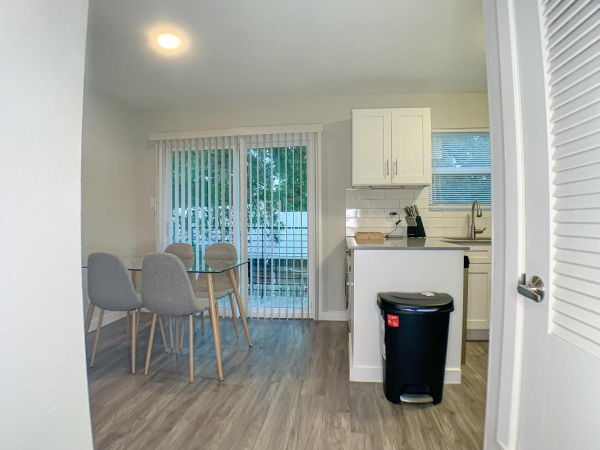 Evonify - Mueller - Renovated Furnished Apartment