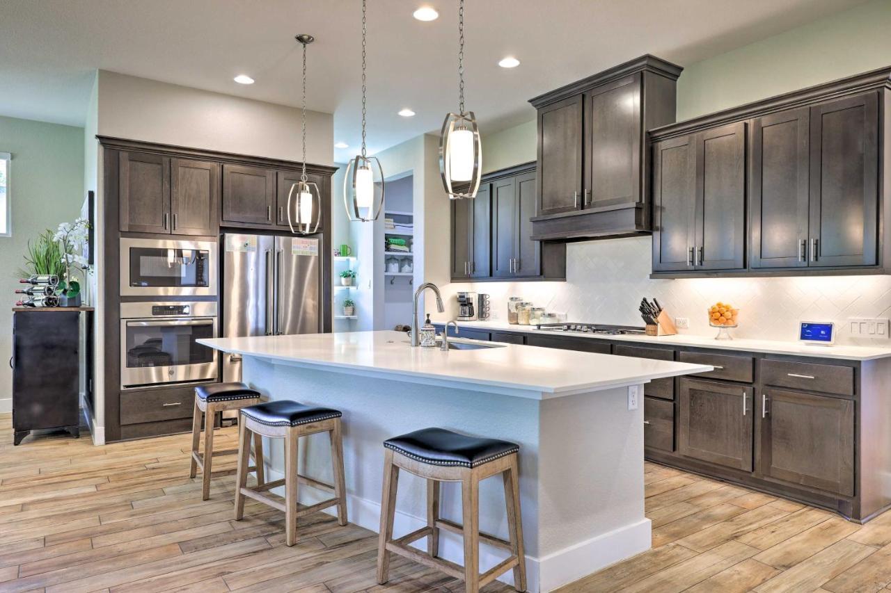 Upscale Area Escape Families Welcome! Holiday home