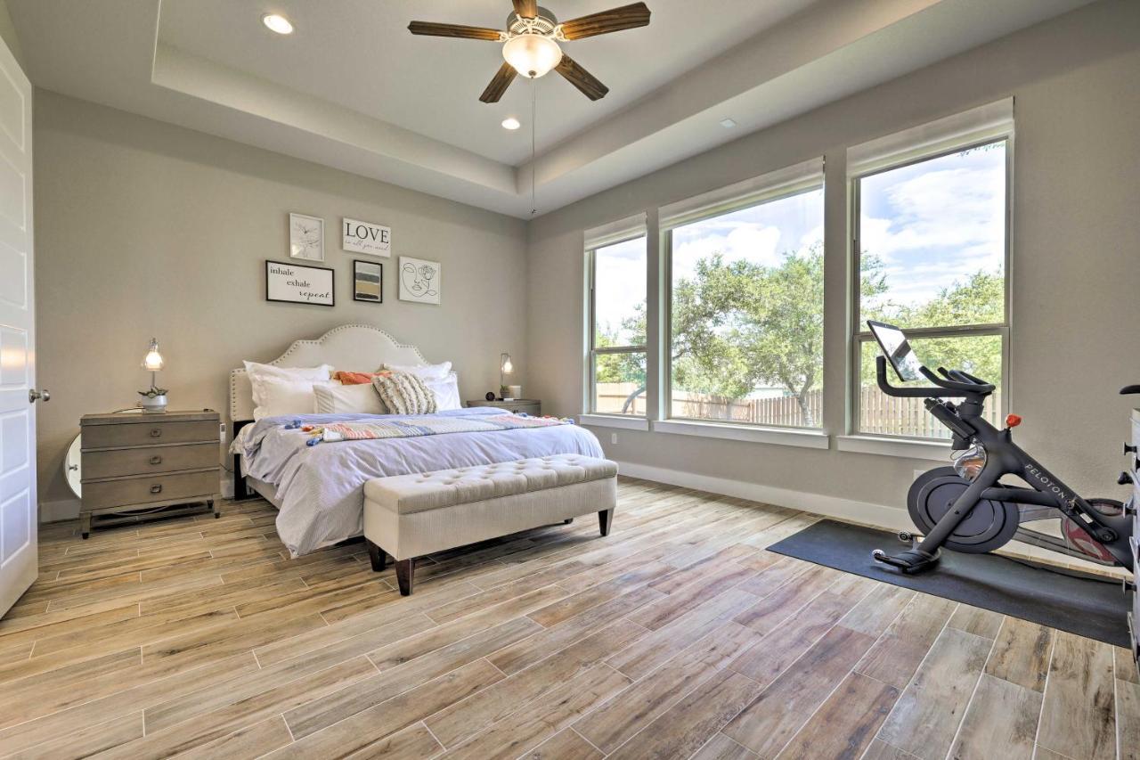 Upscale Area Escape Families Welcome! Austin