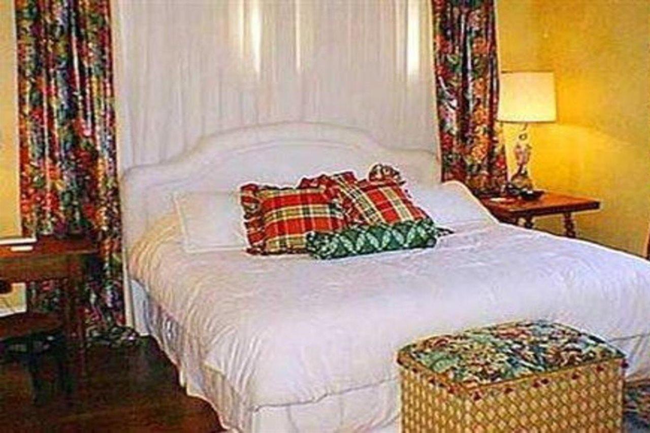Austin's At Pearl Street Hotel Austin