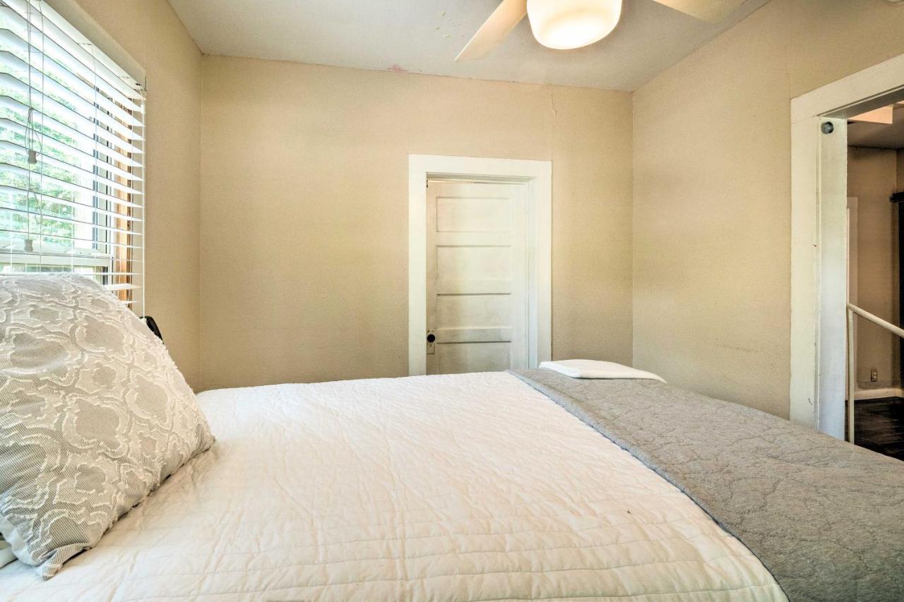 Holiday home Pet-friendly With Deck, Yard, And Views! *