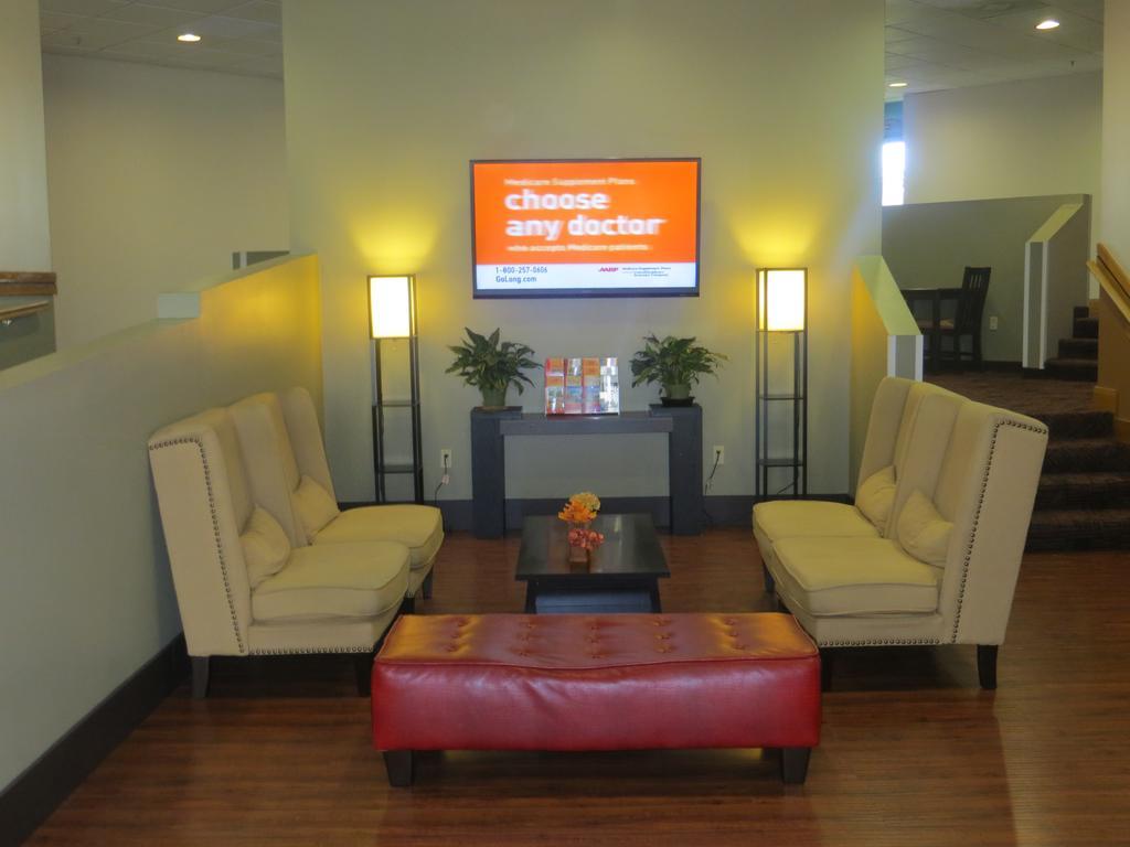 Hotel North 2*