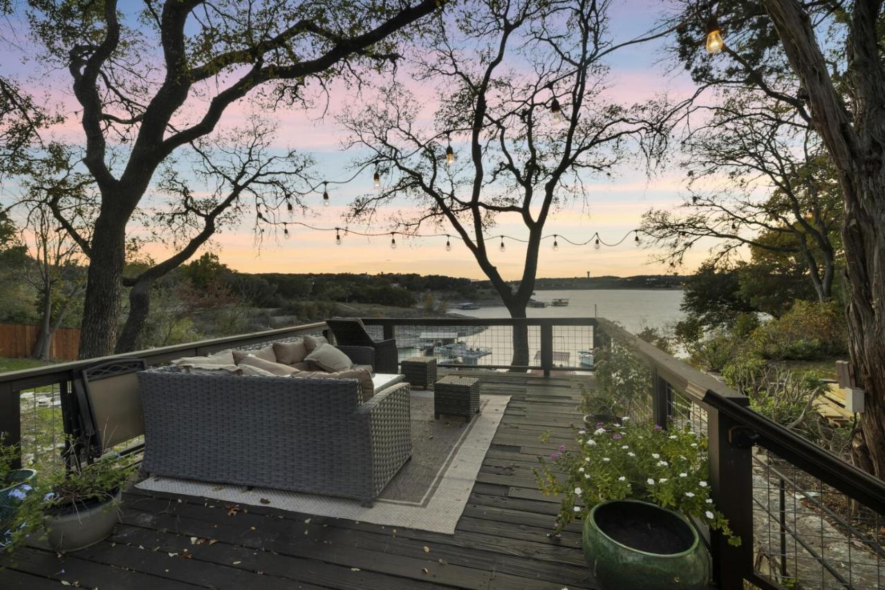 Lakefront On Travis * Austin