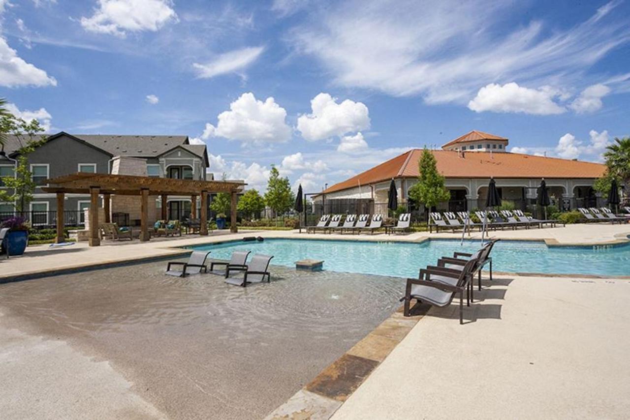 Luxury Townhomes - Evonify Austin