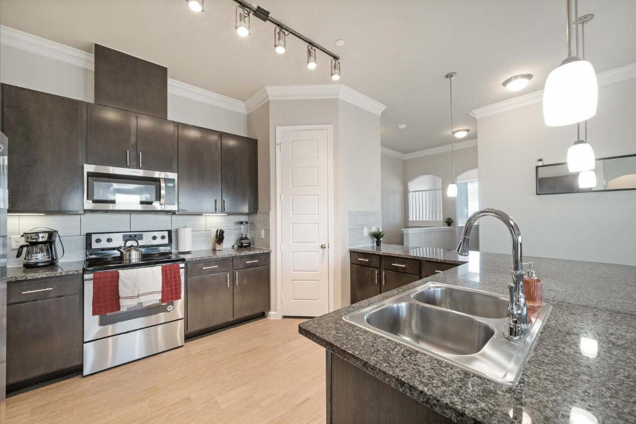 Apartment Luxury Townhomes - Evonify