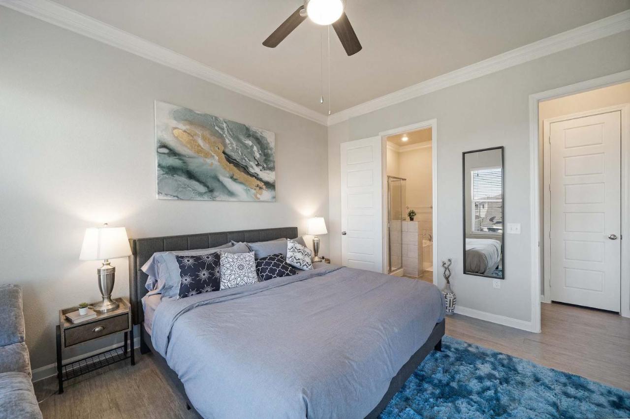 Apartment Luxury Townhomes - Evonify Austin