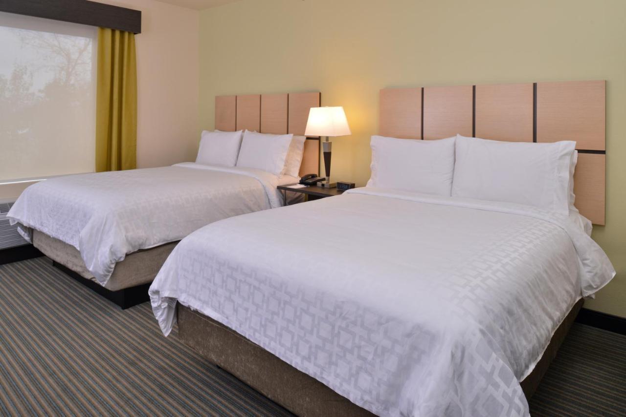 Candlewood - Airport By Ihg