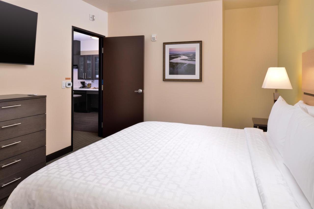 Hotel Candlewood - Airport By Ihg 3*
