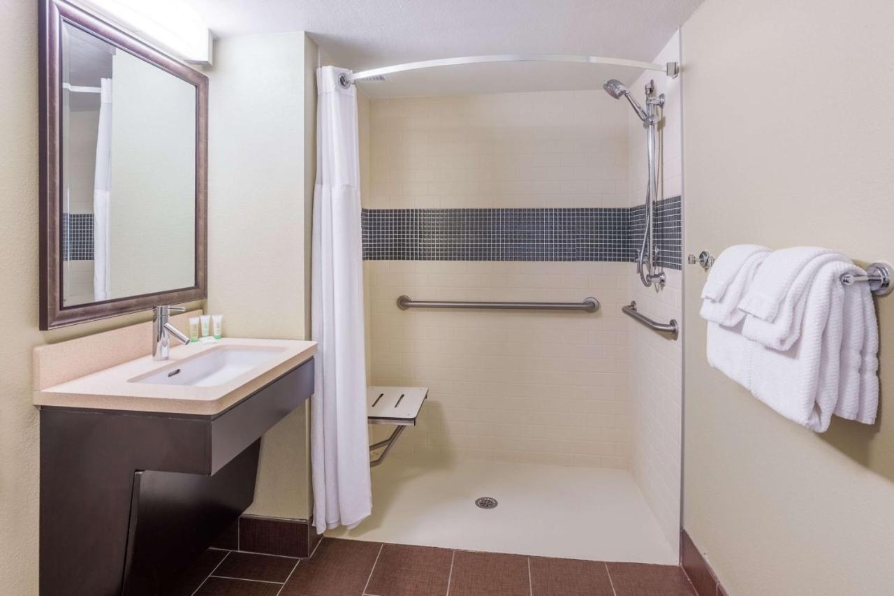 Sonesta Es The Domain Area Hotel