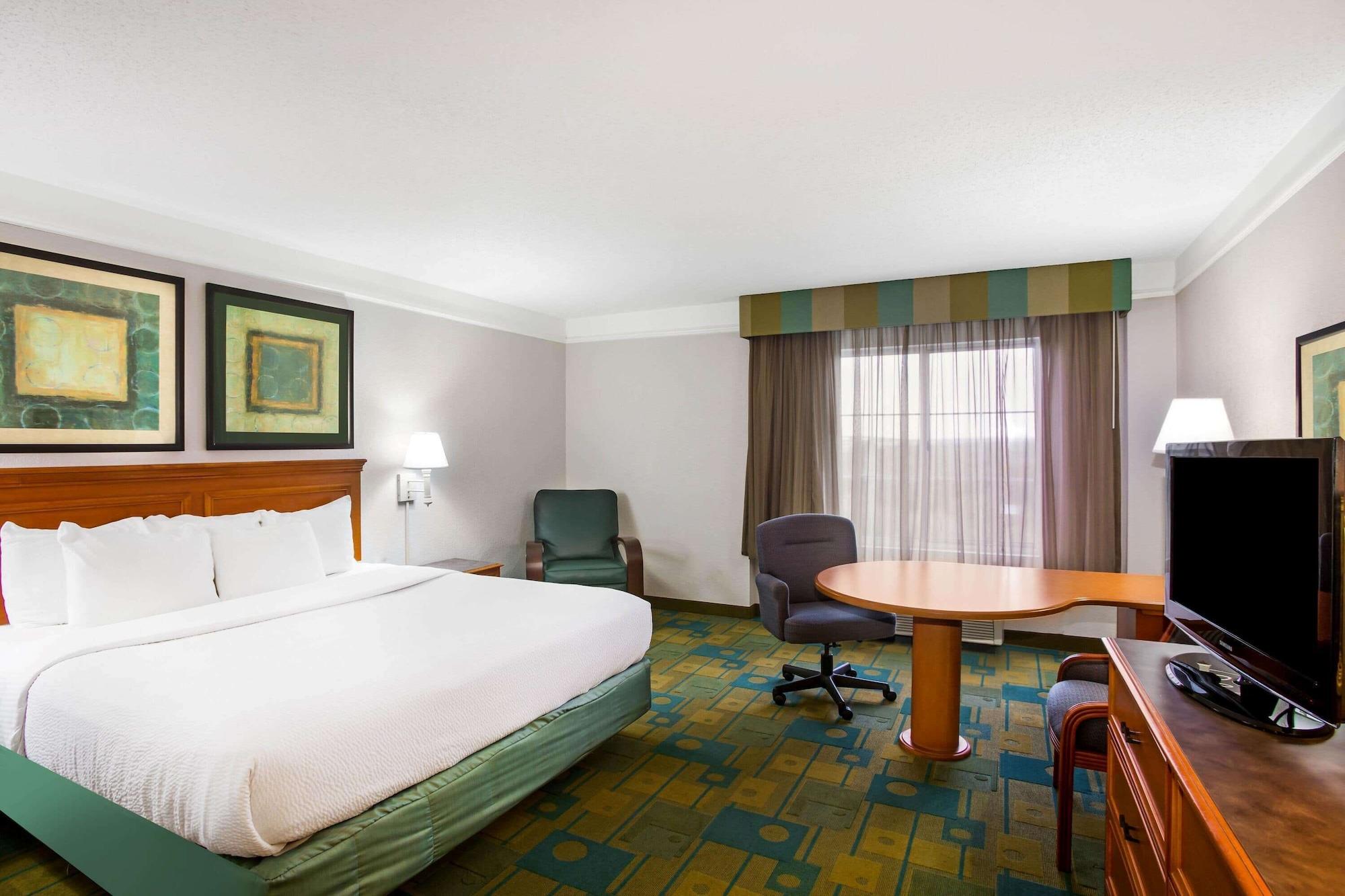 La Quinta By Wyndham Southwest Hotel 3*