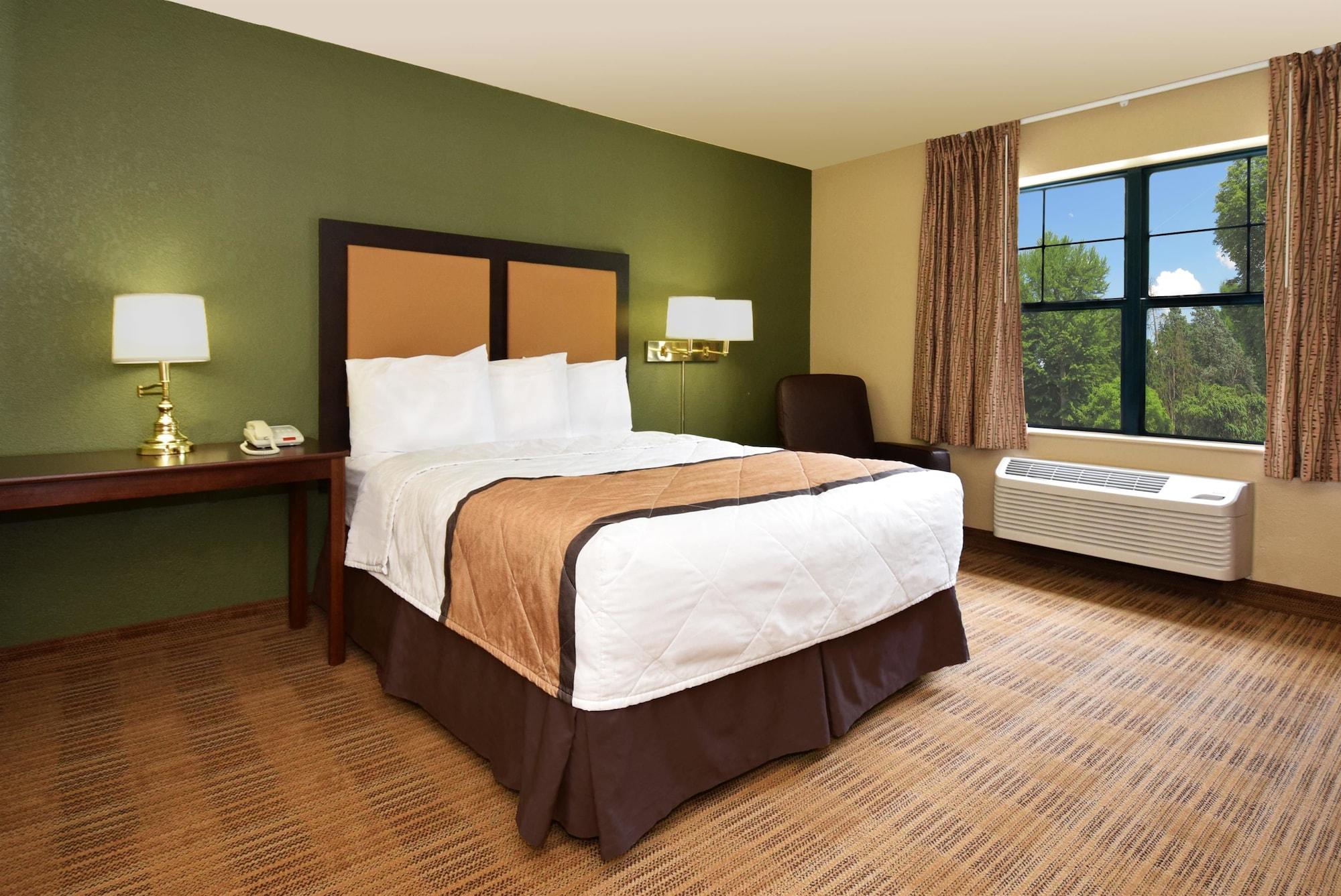 Hotel Extended America Select - - Northwest - Lakeline Mall 2*