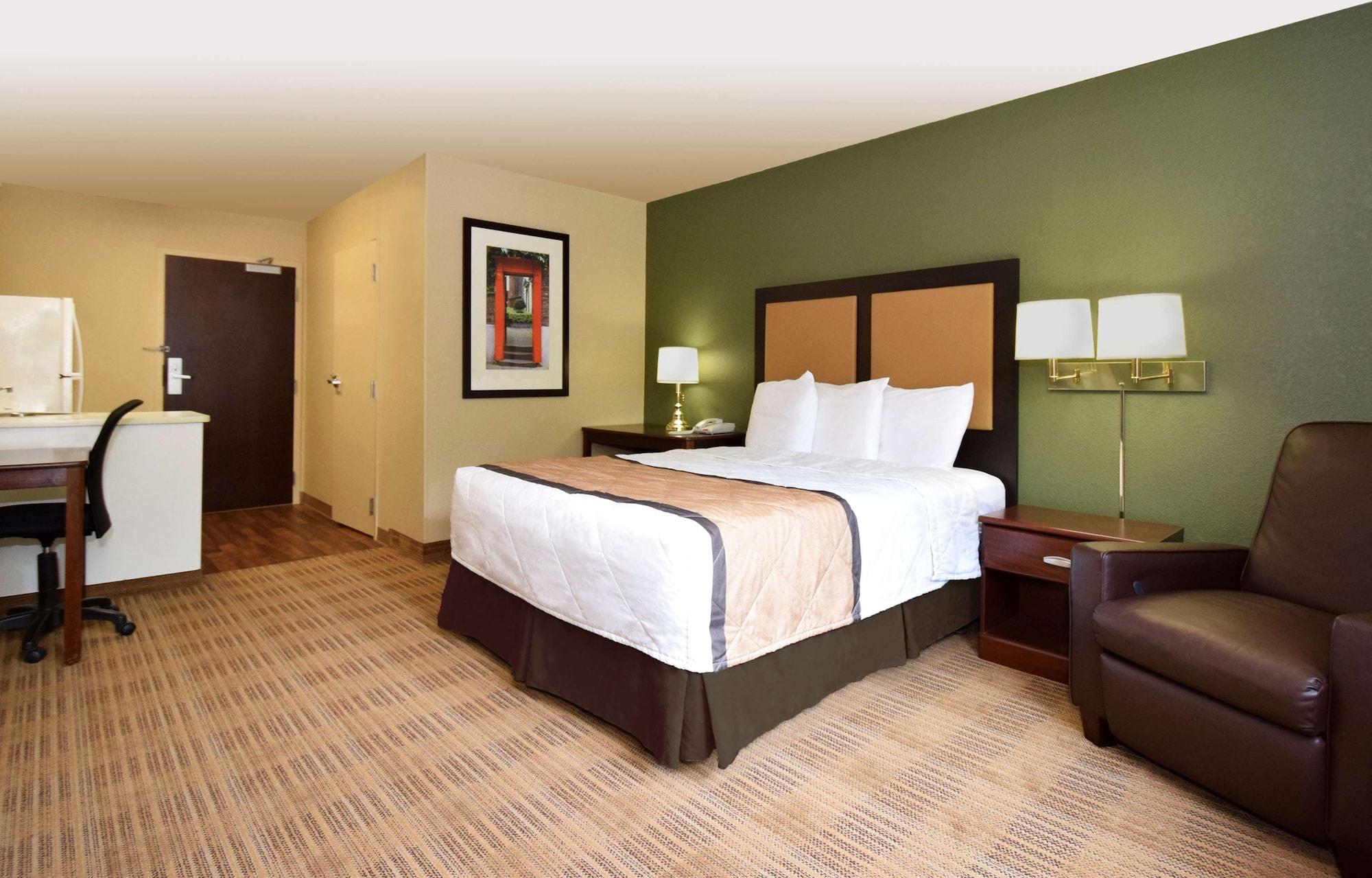 Extended America Select - - Northwest - Lakeline Mall 2*