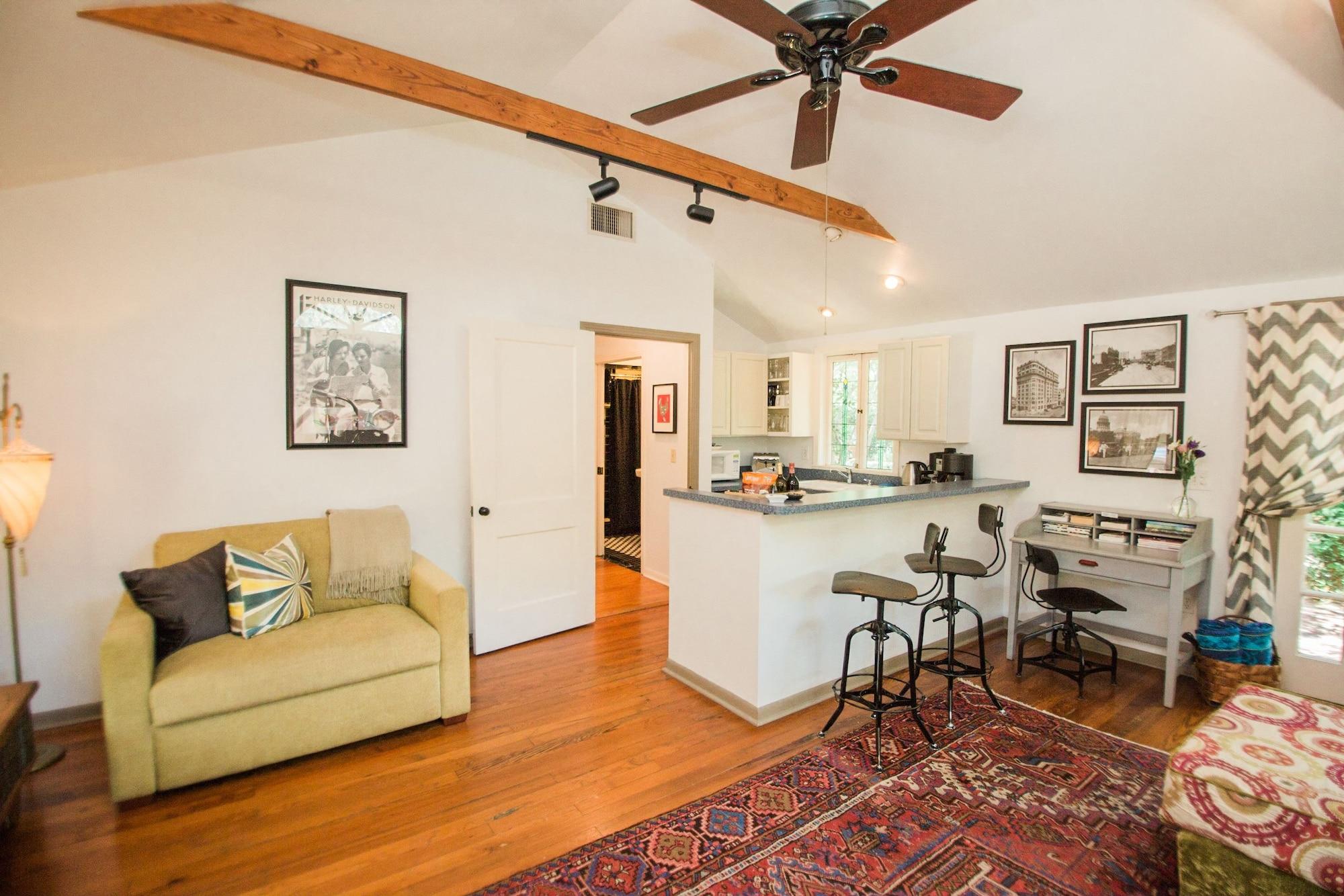 Park Lane Bed & Breakfast Austin