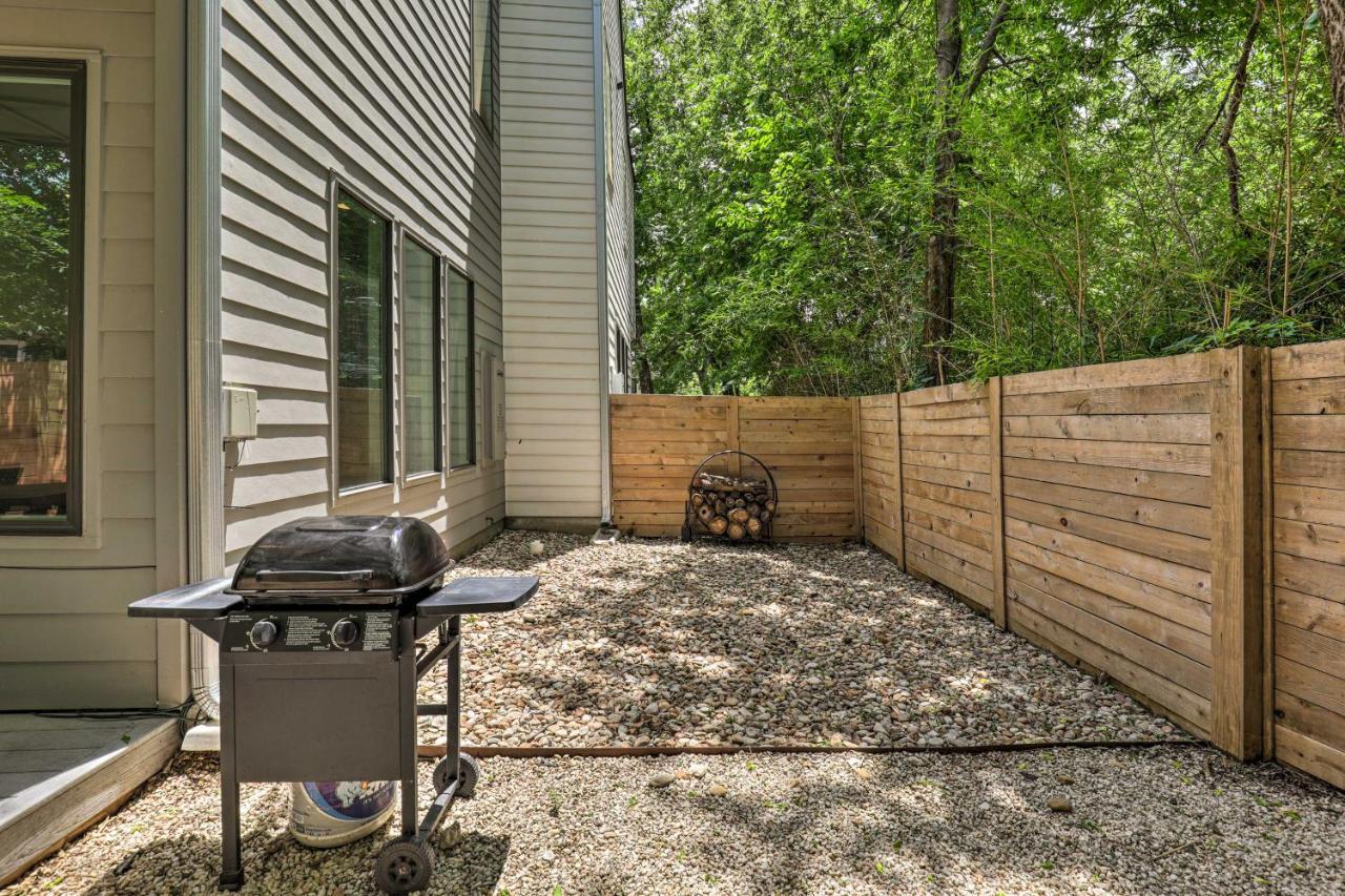 Sunny Abode Proximity To Parks And Dtwn Holiday home