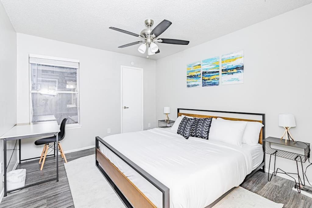 Vivant - Sola Chic King Bed Suites, Close To Downtown Austin